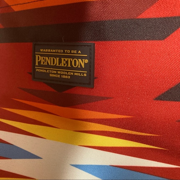 Pendleton print beach blanket packable strap outdoor pockets short sands - Picture 2 of 5